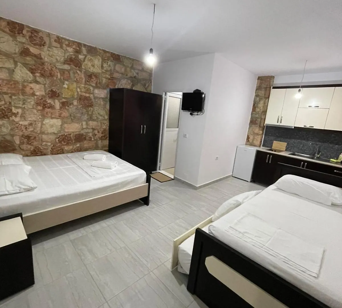 Grand Seaview Apartments Ksamil