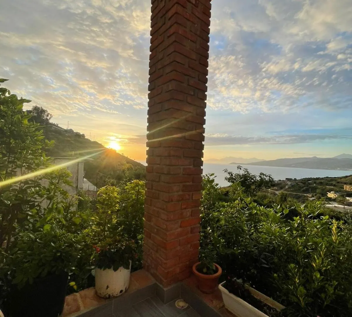 Grand Seaview Apartments Ksamil